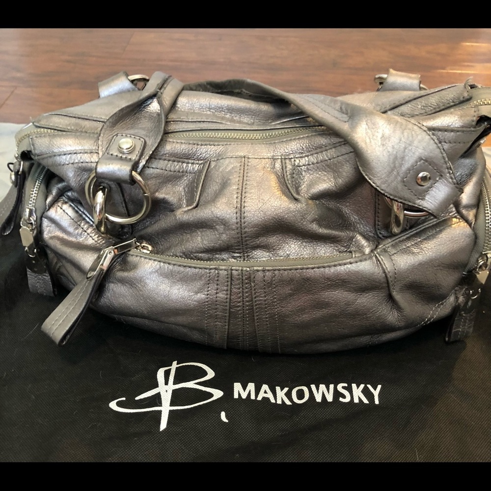 B. Makowsky Silver Leather Purse